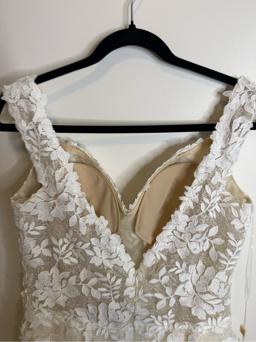 Casablanca bridal Evelyn 2446 Off-Shoulder isbi Lace Wedding dress size 14 NWT - Picture 6 of 10